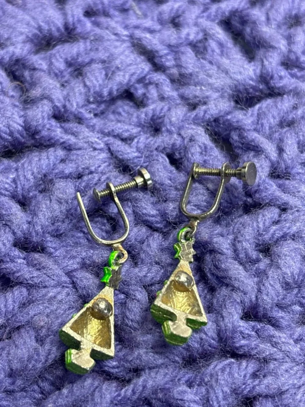 Vtg Multicolor Enameled Christmas Tree Dangle Screw Back Earrings Silvertone